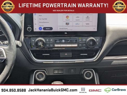 Used 2024 Toyota Grand Highlander AWD image 19