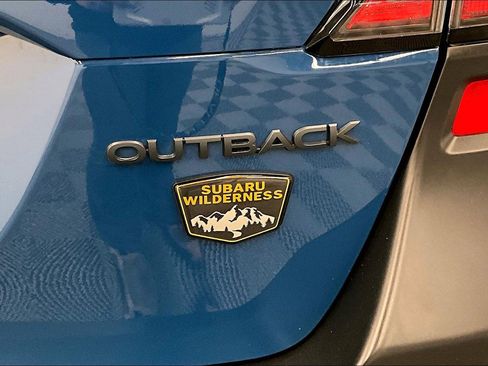 Used 2025 Subaru Outback Wilderness AWD/4WD image 9