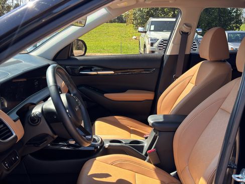 Used 2024 Kia Seltos EX image 10