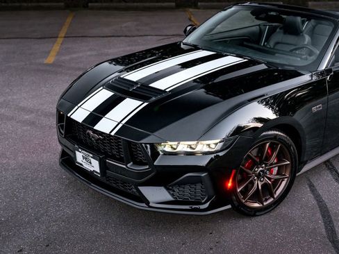 Used 2024 Ford Mustang GT Premium RWD image 19