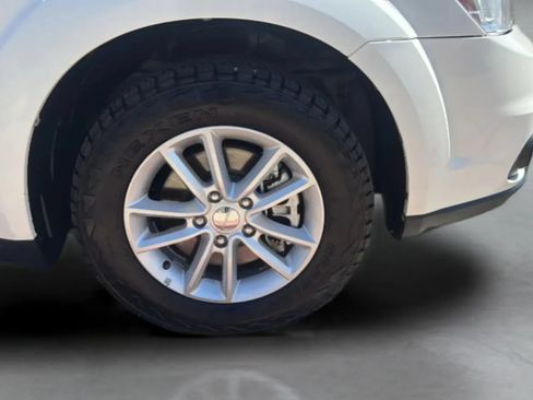 Used 2014 Dodge Journey SXT AWD/4WD image 29