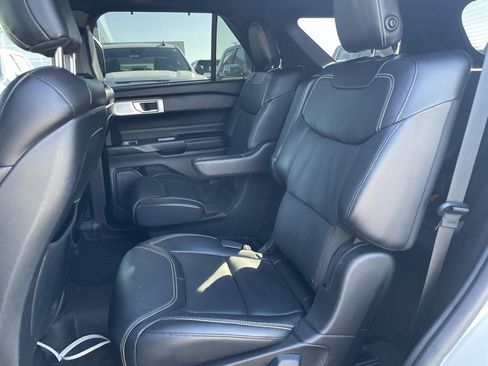 Used 2020 Ford Explorer ST w/ ST Street Pack image 25