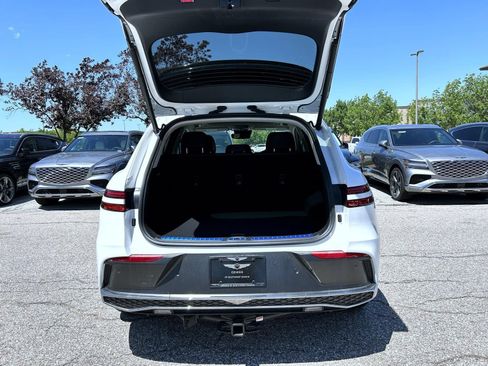 New 2026 Genesis GV70 2.5T Advanced w/ G1 Accessory Package AWD/4WD image 21