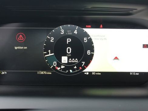 Used 2025 Land Rover Discovery Sport S image 19