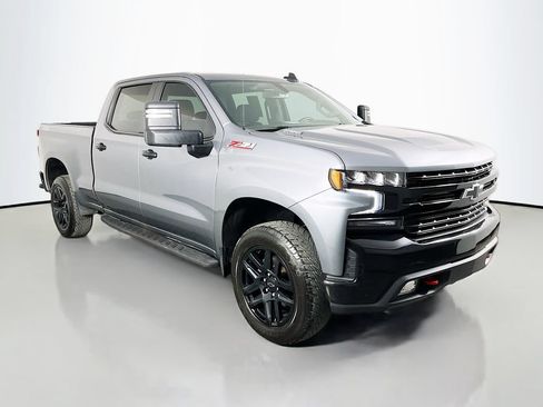Used 2022 Chevrolet Silverado 1500 LT Trail Boss w/ Bed Protection Package AWD/4WD image 4