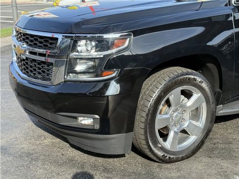 Used 2016 Chevrolet Tahoe LT image 10