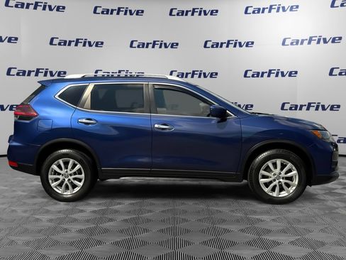 Used 2018 Nissan Rogue SV AWD/4WD image 7