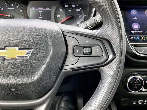 Used 2021 Chevrolet TrailBlazer LT w/ Convenience Package FWD image 25