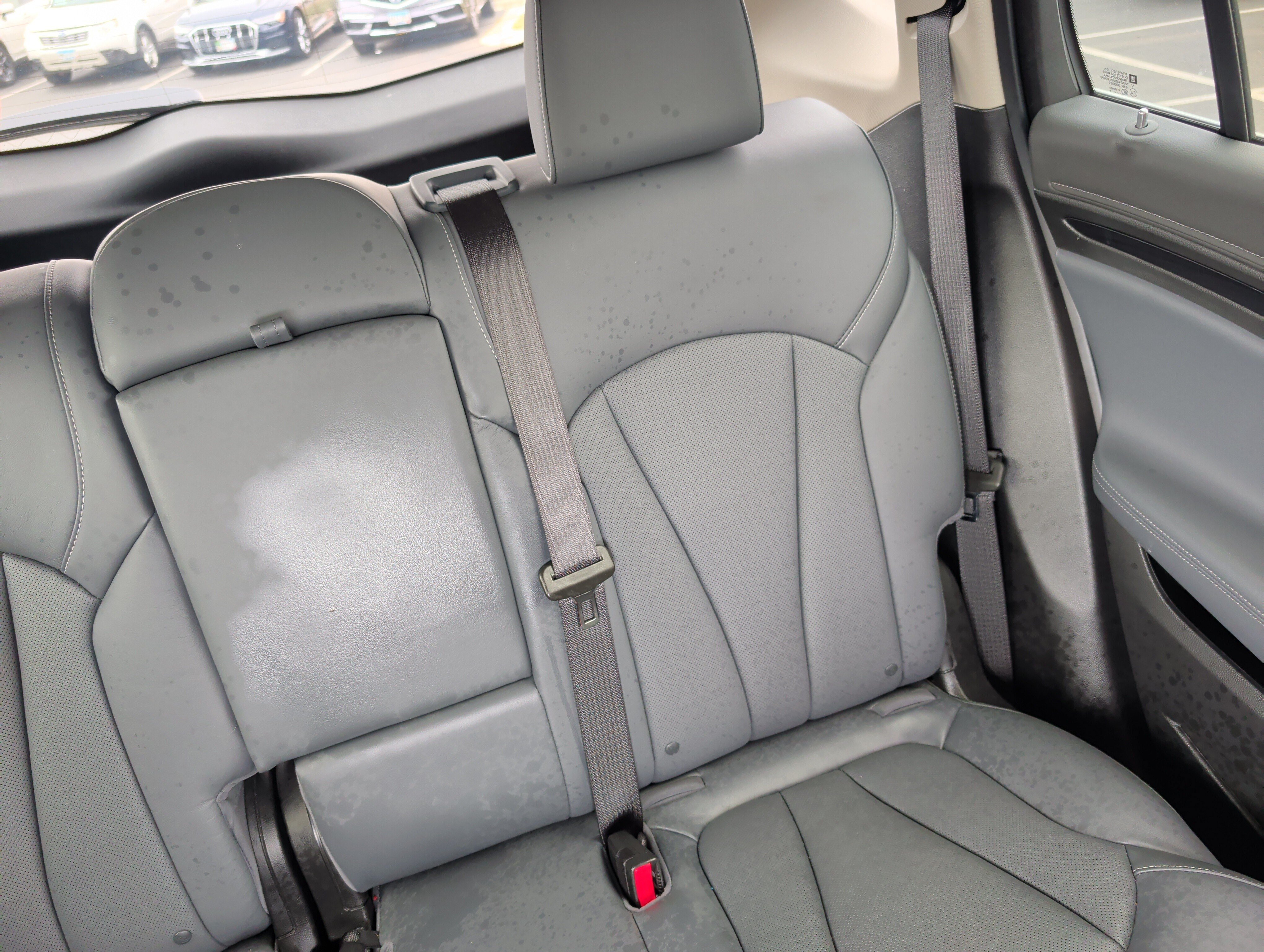 Used 2019 Buick Envision Essence FWD image 14