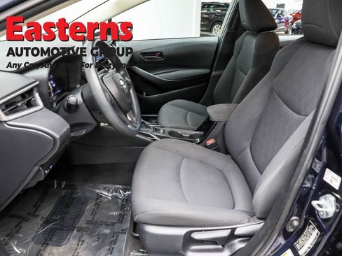 Used 2022 Toyota Corolla LE image 14