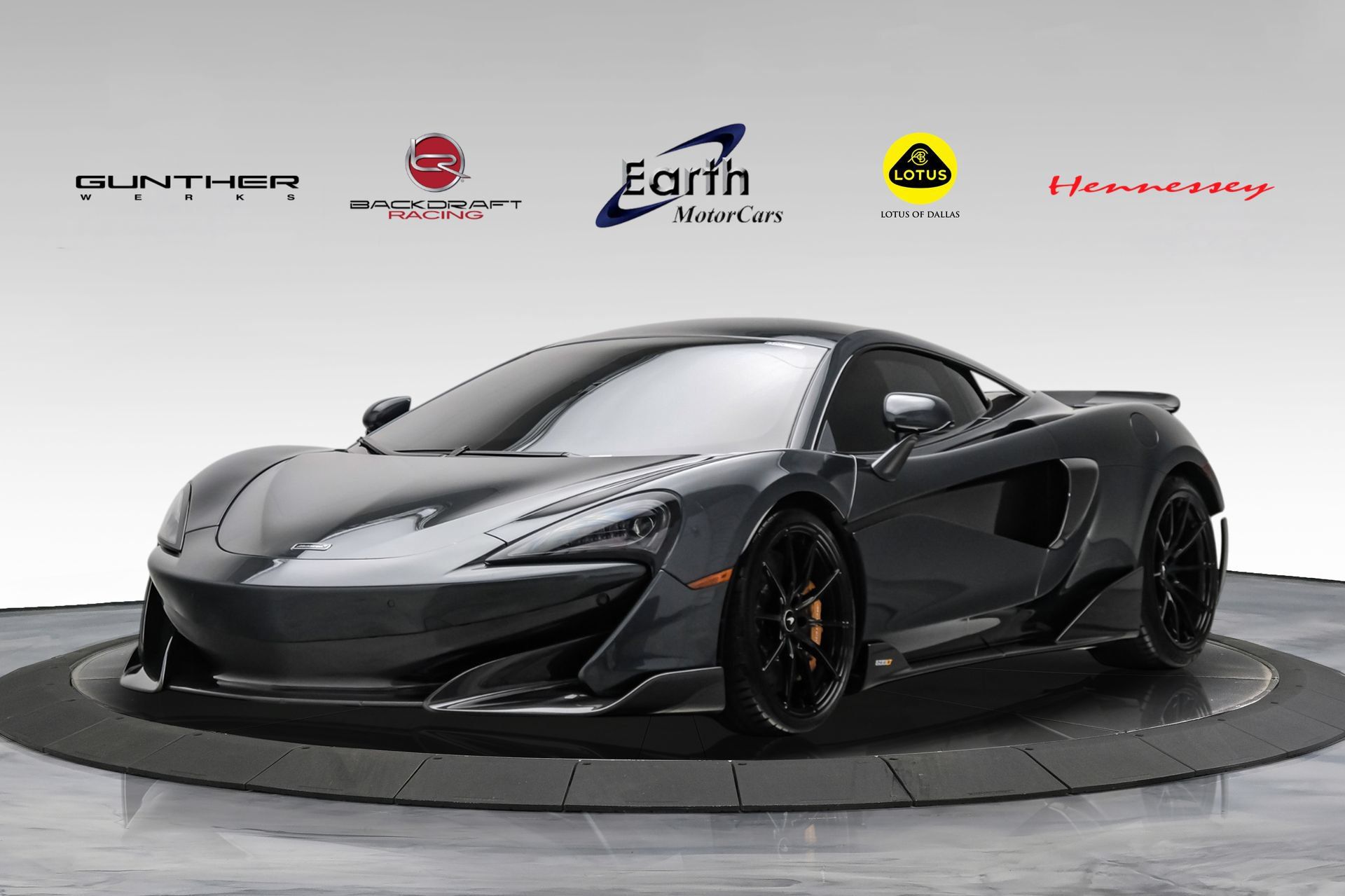Used 2019 McLaren 600LT RWD image 1