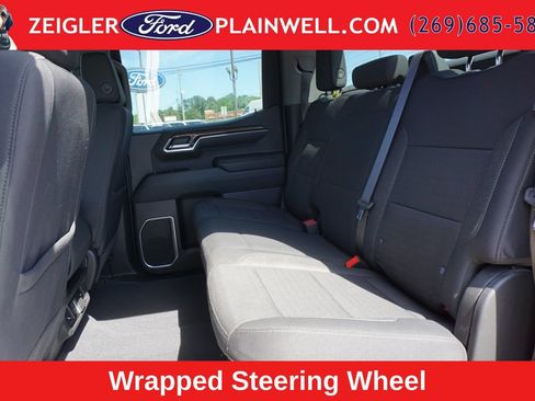 Used 2024 Chevrolet Silverado 1500 LT AWD/4WD image 12