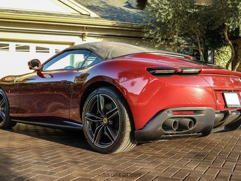 Used 2025 Ferrari Roma Spider RWD image 14