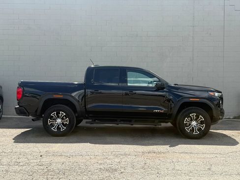 Used 2024 GMC Canyon AT4 w/ Canyon Safety Plus Package AWD/4WD image 12