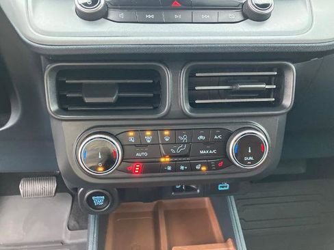 Certified 2024 Ford Maverick Lariat image 24