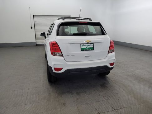 Used 2017 Chevrolet Trax LS AWD/4WD image 6
