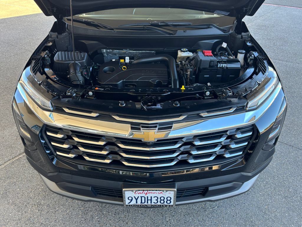 Used 2026 Chevrolet Equinox LT AWD/4WD image 27