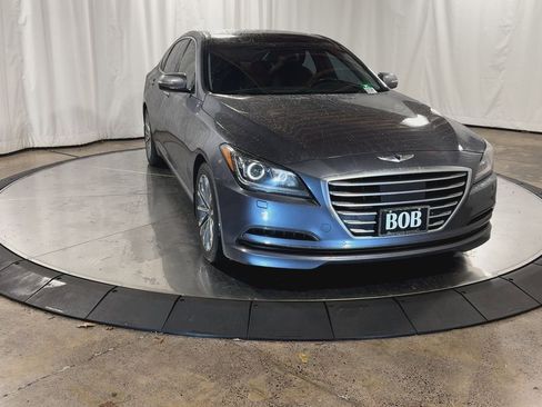 Used 2015 Hyundai Genesis 3.8 w/ Option Group 03 image 3