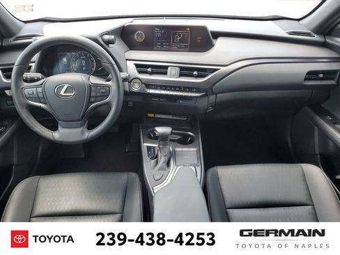 Used 2022 Lexus UX 200 w/ Accessory Package (Z2) image 18