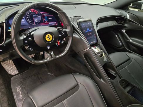 Used 2022 Ferrari Roma RWD image 22