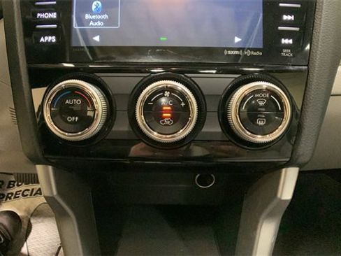 Used 2018 Subaru Forester 2.5i Premium w/ All-Weather Package image 36