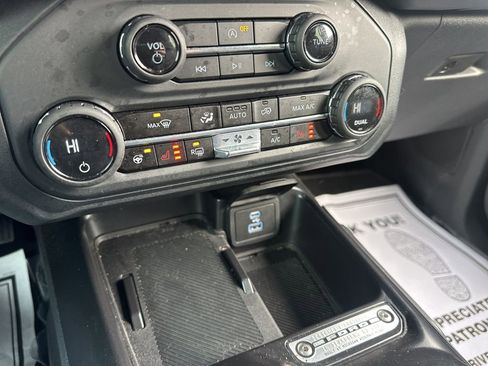 Used 2025 Ford Bronco Outer Banks image 43