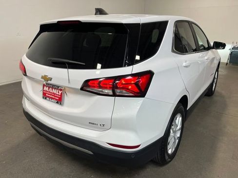 Used 2024 Chevrolet Equinox LT AWD/4WD image 3