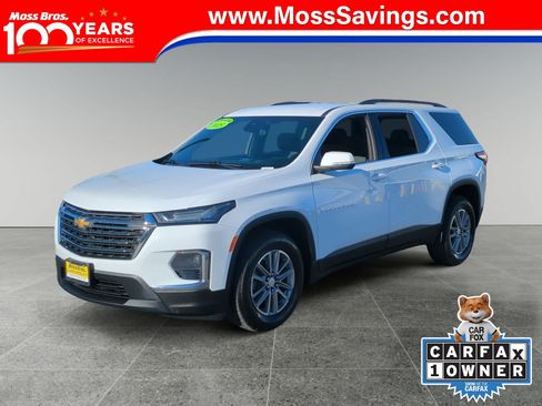 Used 2023 Chevrolet Traverse LT image 1
