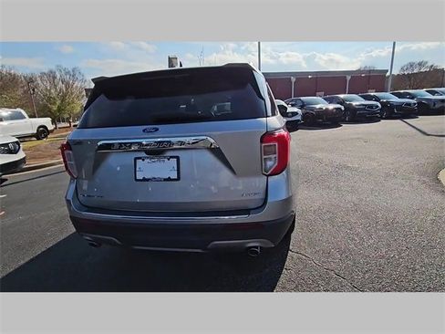 Used 2021 Ford Explorer Limited w/ Equipment Group 301A image 35
