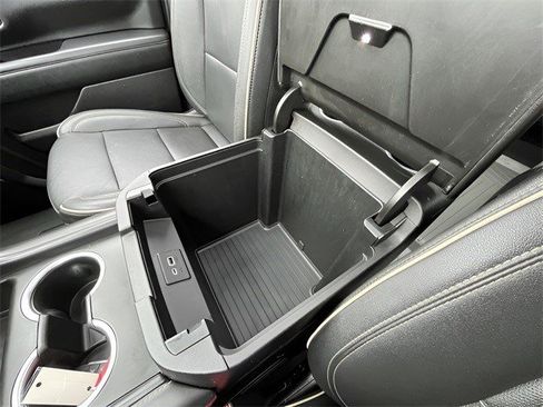 Certified 2023 GMC Yukon SLT image 17