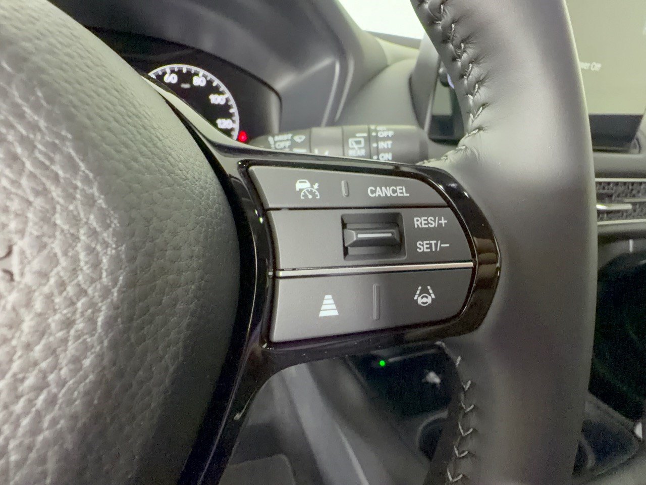 New 2027 Honda HR-V EX-L image 19