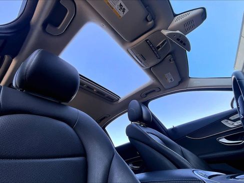 Used 2019 Mercedes-Benz C 300 Sedan image 13