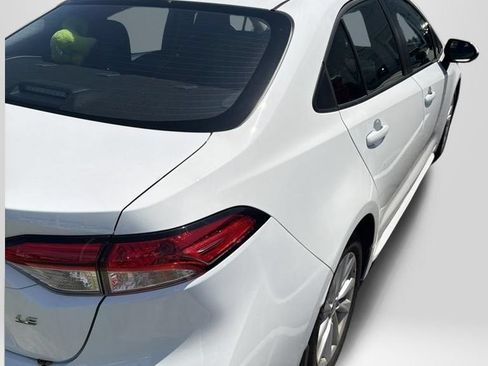 Certified 2025 Toyota Corolla LE w/ LE Premium Package FWD image 3