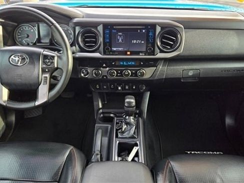 Certified 2019 Toyota Tacoma TRD Pro image 9