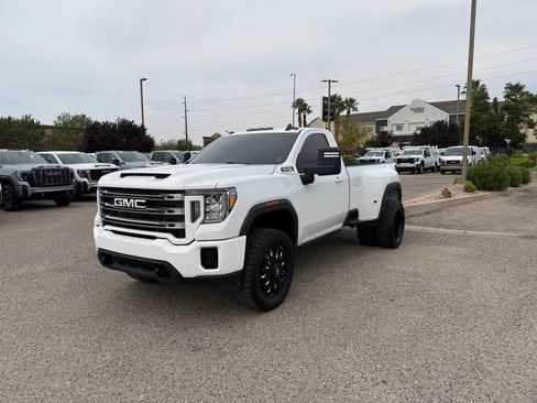Used 2022 GMC Sierra 3500 SLE AWD/4WD image 1