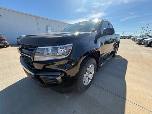 Used 2021 Chevrolet Colorado LT w/ Fleet Safety Package image 1