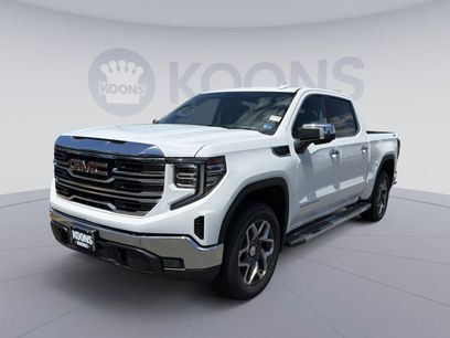 New 2026 GMC Sierra 1500 SLT w/ SLT Premium Package