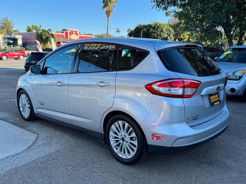 Used 2017 Ford C-MAX Energi SE w/ Equipment Group 402A image 37