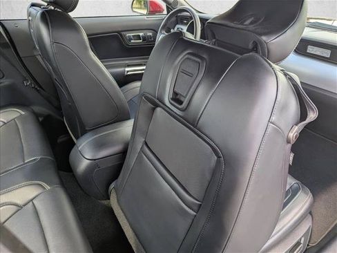 Used 2017 Ford Mustang GT Premium w/ Equipment Group 401A RWD image 29