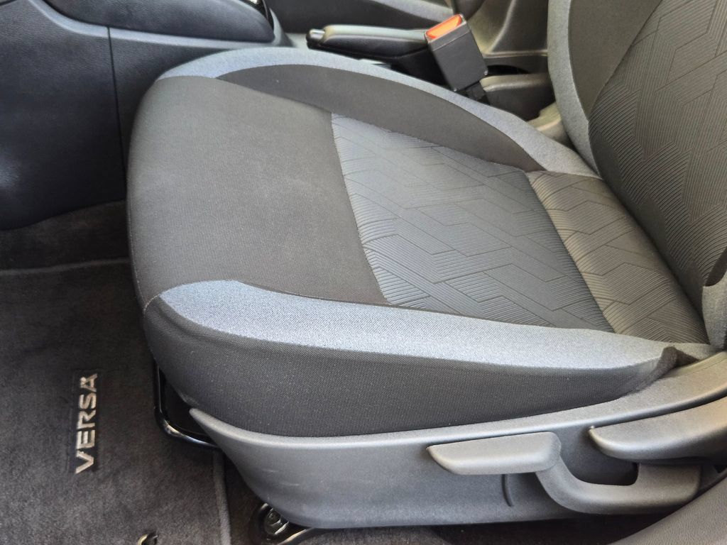 Used 2024 Nissan Versa SV FWD image 13