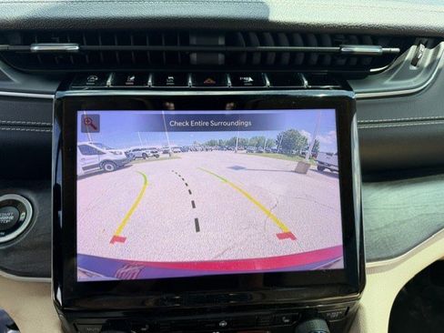 Used 2021 Jeep Grand Cherokee L Limited w/ Trailer Tow Package AWD/4WD image 21