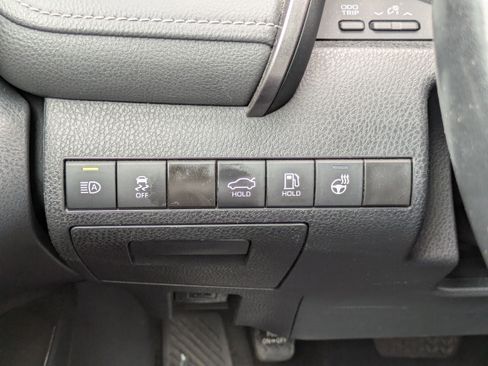 Used 2024 Toyota Camry SE w/ Cold Weather Package image 13