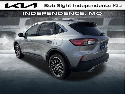 Used 2022 Ford Escape SEL w/ Technology Package image 13