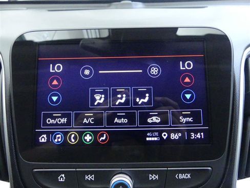 Used 2023 Chevrolet Malibu LT FWD image 11