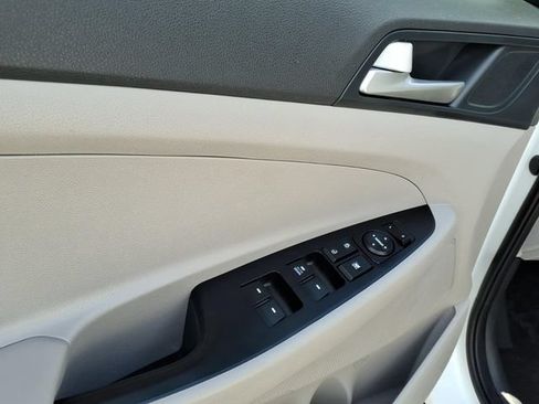 Used 2020 Hyundai Tucson SE AWD/4WD image 4