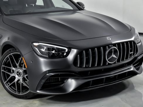 Used 2023 Mercedes-Benz E 63 AMG S image 3