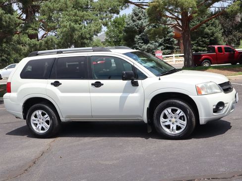 Used 2008 Mitsubishi Endeavor LS AWD/4WD image 2