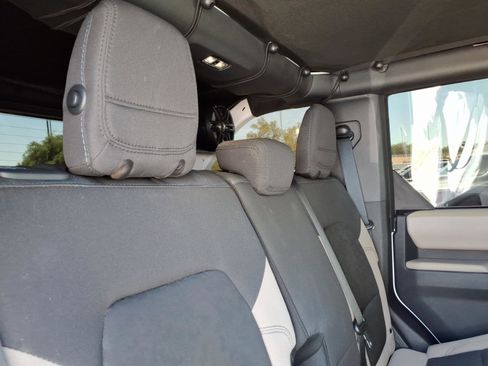 Used 2023 Ford Bronco Wildtrak AWD/4WD image 14