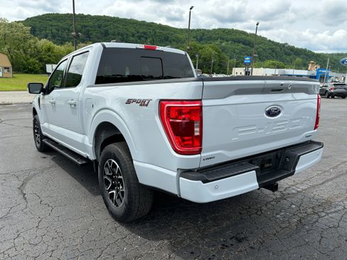 Used 2022 Ford F150 XLT w/ Equipment Group 302A High AWD/4WD image 4