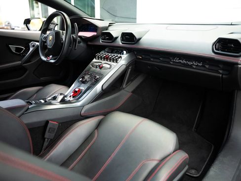 Used 2015 Lamborghini Huracan LP 610-4 AWD/4WD image 60